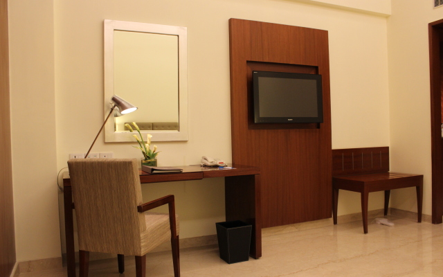 The Hans Hotel New Delhi