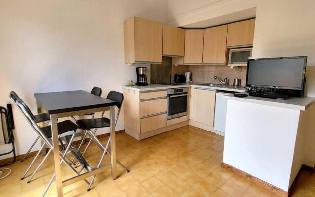 Appartement Six-Fours-les-Plages, 3 pièces, 5 personnes - FR-1-316-104