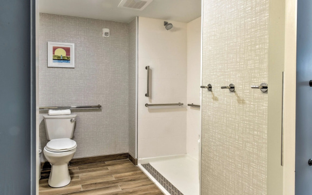 Hampton Inn & Suites Keene