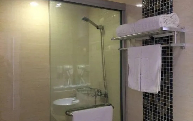 Rose Garden Express hotel