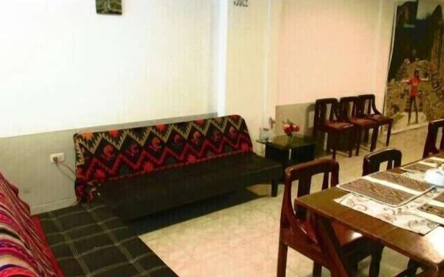 Catari's House