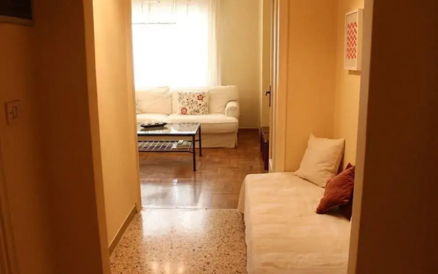 Bright Apartment in the Center of Athens