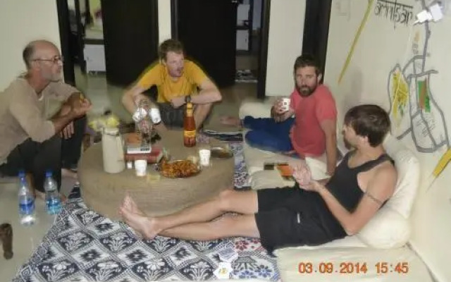 Jugaadus' Eco Hostel