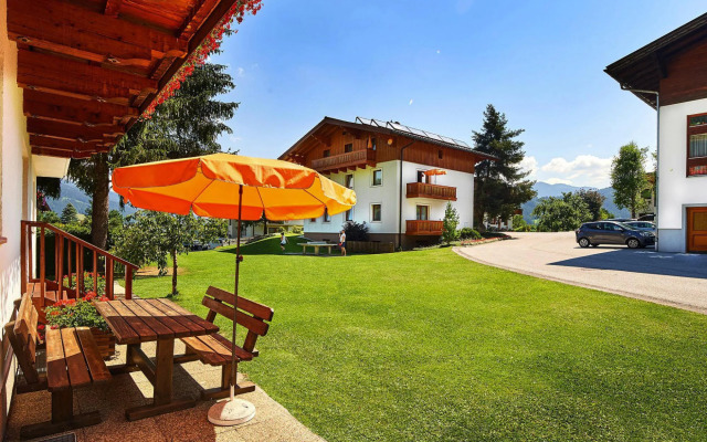 Apartment in Flachau With a Reception