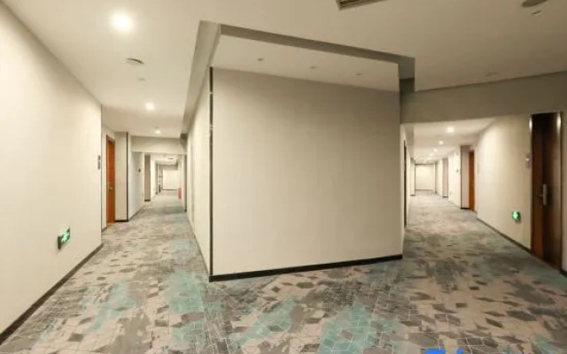 Pod Select Hotel (Hangzhou Qianjiang New Town Qingchun Square Subway Station)