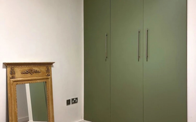 Stunning Victorian Mansion Apartment