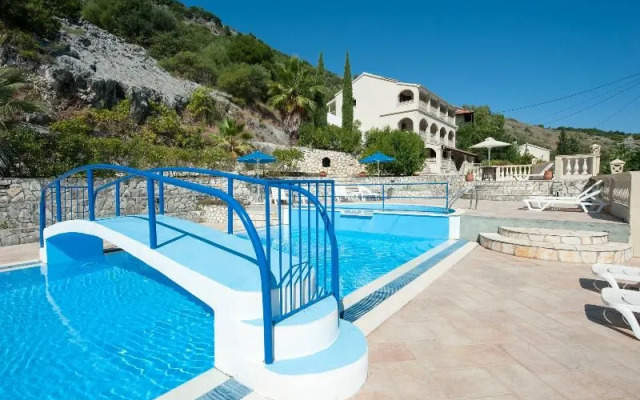 Dimitrios Apartments