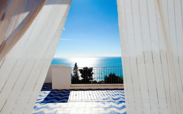 Villa Limoni by KlabHouse