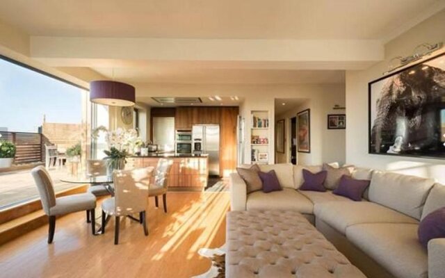 2 Bed Luxury apartment in Bayswater - amazing terrace views from 7th floor