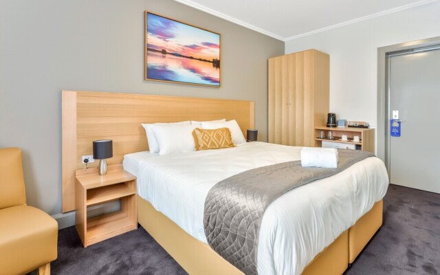 Meridian Hotel