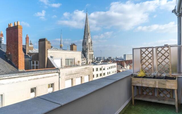 LE MANEGE- Spacieux T2 avec Terrasse au coeur de Nantes