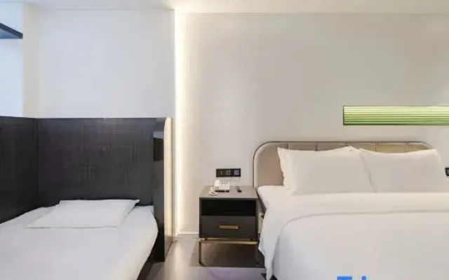 Junkun Hotel(Chengdu Chunxi Road Taikoo Li Store)