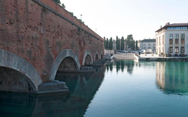 Cabanon Urban Apartments