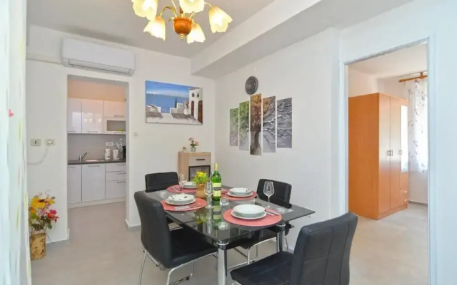 Welcoming Apartment With Garden