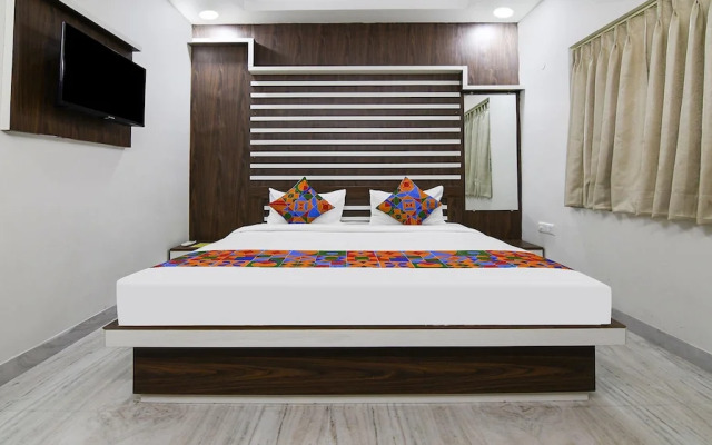 FabHotel Majestic Suite