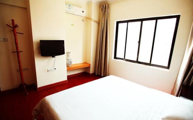 Donghai Runlong Holiday Hotel