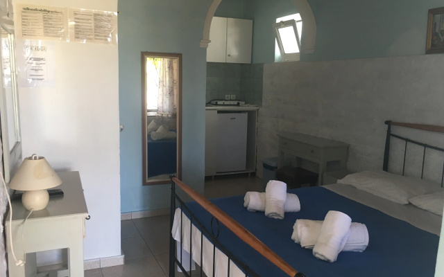 Andromaches Holiday Apartments