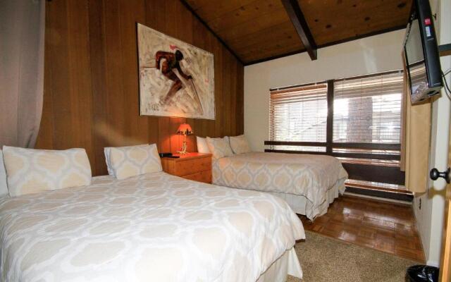 Sierra Park Villas #82