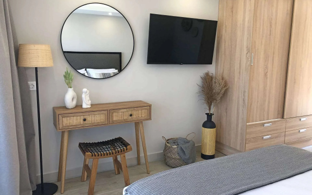 Olivessa Resort