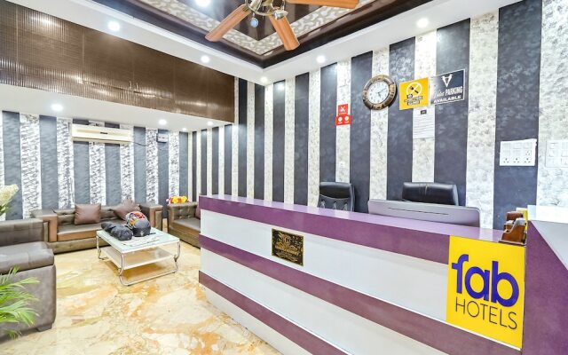Fabhotel Good Luck Residency