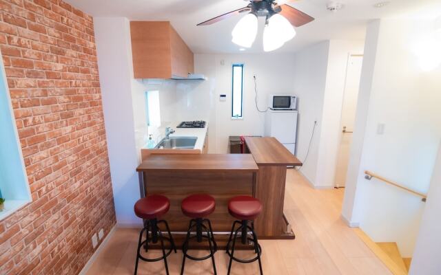 Convertel Higashi-Magome House