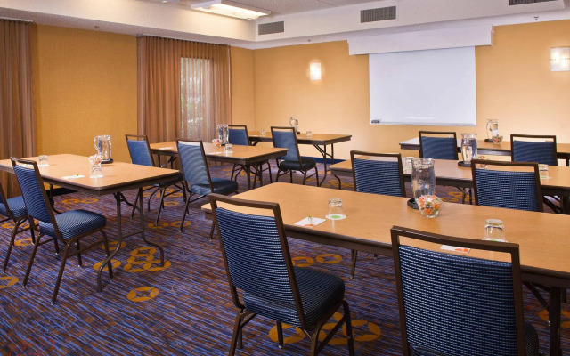 Courtyard by Marriott Charlotte Southpark