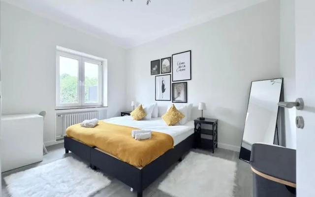 Charming 5 bedrooms Home