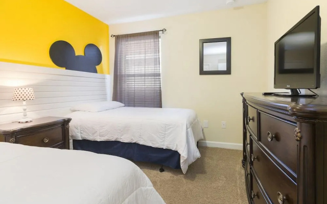 Paradise Palms 8852