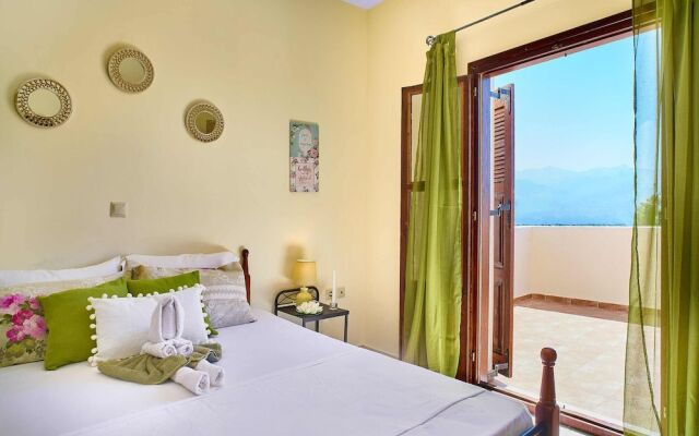 Machi Villa with pool Kefalas Crete