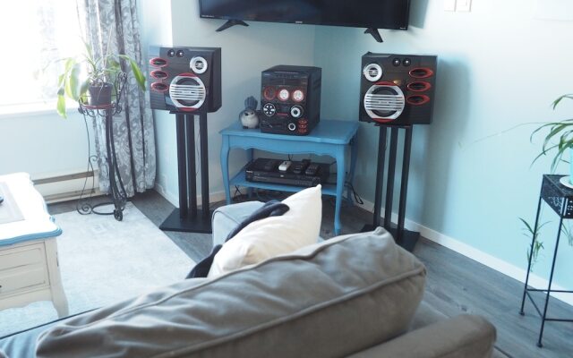 Apex Inn Studio Rm 306 1 Bedroom Condo