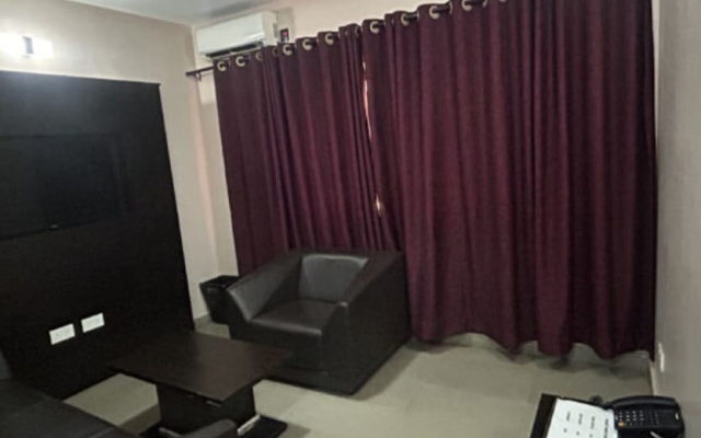 Grand Maridos Hotel