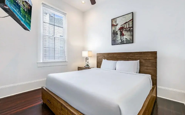 Terpsichore-Carondelet Residences