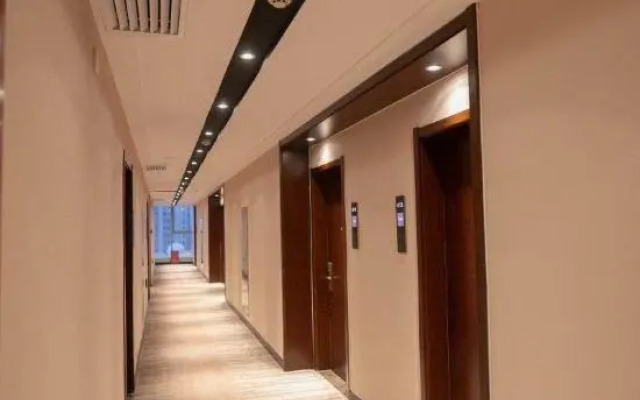 GreenTree Inn Qianan Fortune Center Hotel