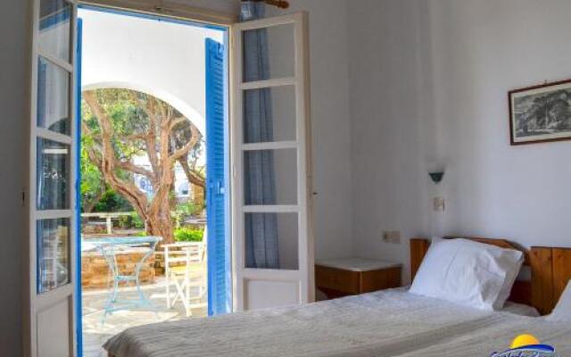 Cyclades Rooms