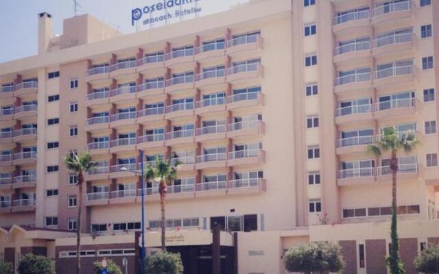 Poseidonia Beach Hotel