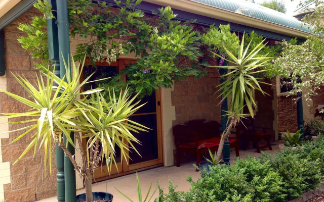 Clarevale Cottage B&B