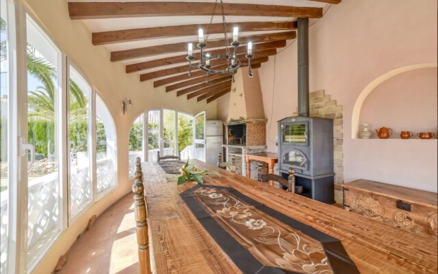 Villa - 3 Bedrooms with Pool and WiFi - 107478