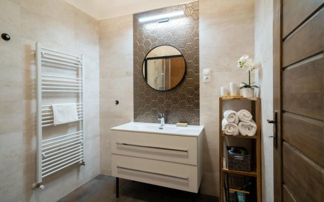 Egyedülálló és hangulatos belvárosi apartman 'Bronze'