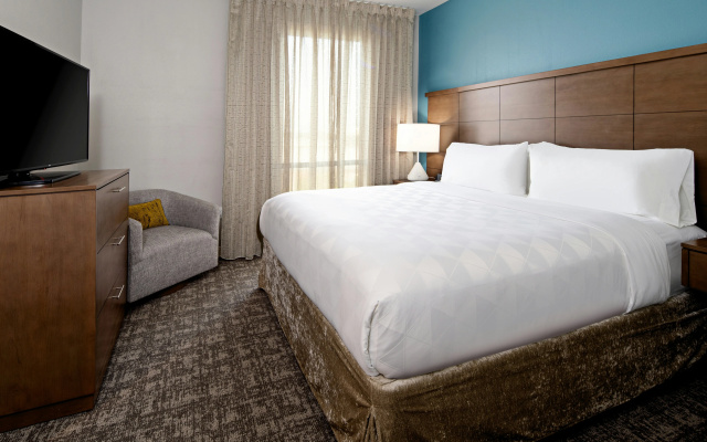 Staybridge Suites Long Beach Airport by IHG