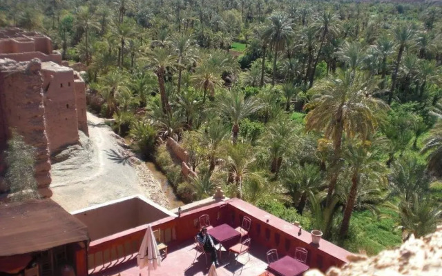 Room in Guest Room - Riad dar Tazoulte Bedroom