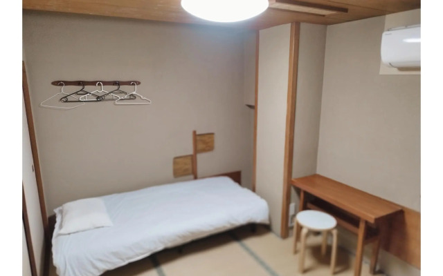 Osaka guest house sakura – Hostel