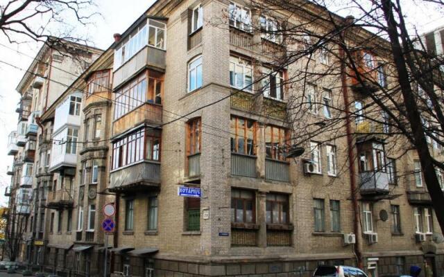 Kiev Accommodation Apartments on Malopidvalna Str.