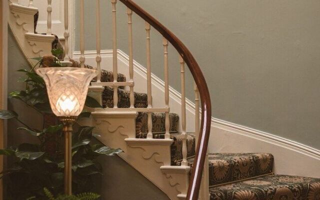 Fernhill House Hotel & Gardens