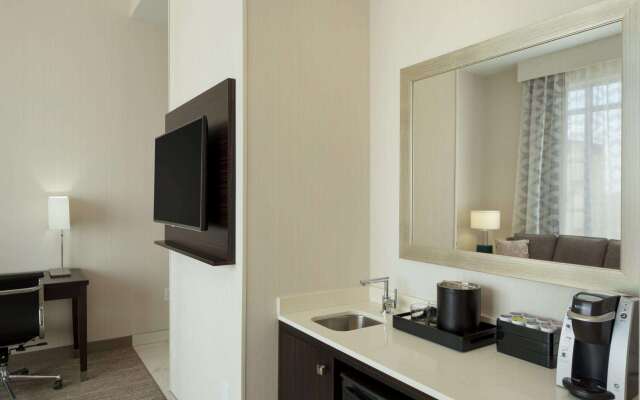 Embassy Suites Louisville Downtown