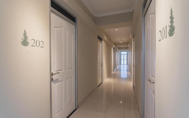 RedDoorz Plus @ Bagusrangin Street