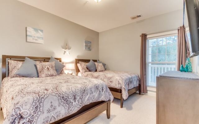 World Tour Golf Links Condos by Escape