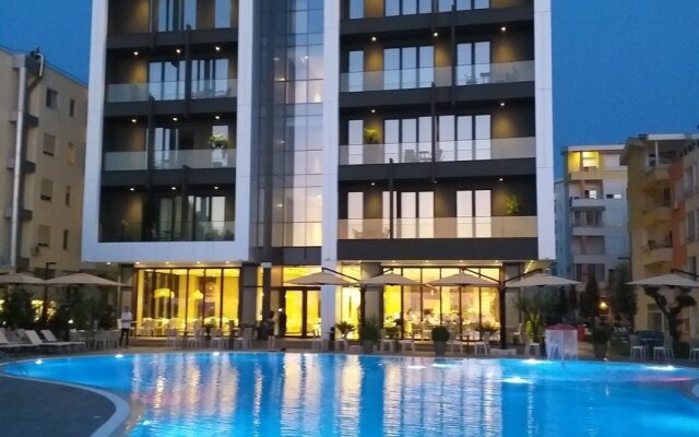 Supreme Hotel & Spa