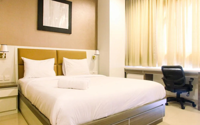 Deluxe and Modern Studio M Gold Tower Apartment