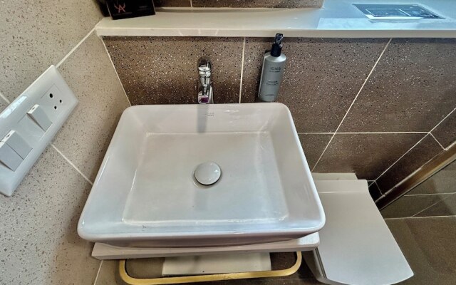 Hotel Limon Near Sector 29, Gurgaon