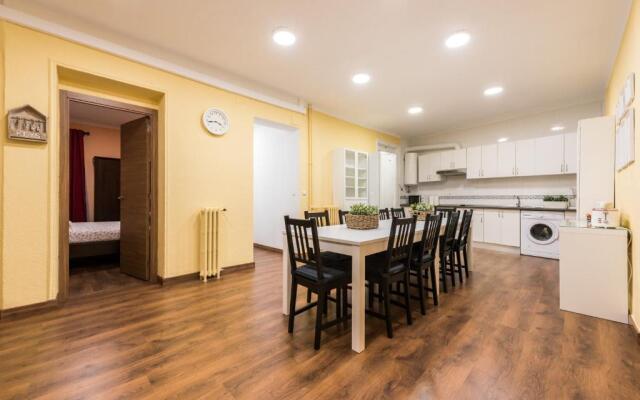 Grand Apartment La Latina
